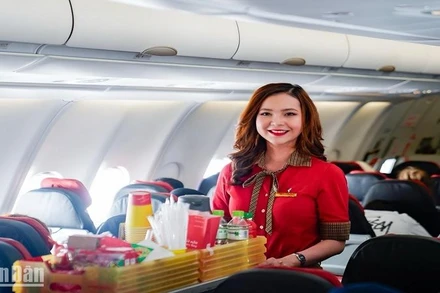 Tiếp viên hãng hàng không Vietjet.