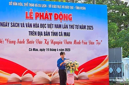 Lễ phát động "Ngày sách và Văn hóa đọc" tại Cà Mau vào sáng 19/4. 