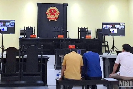 Các bị cáo tại phiên tòa phúc thẩm được xét xử trực tuyến vào sáng 14/3.