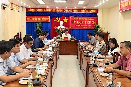 Ủy ban kiểm tra Tỉnh ủy Cà Mau họp Thông báo kết luận kỳ họp lần thứ 24 liên quan đến các các dự án/gói thầu của AIC.