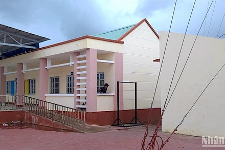 Việc bồi thường, giải phóng mặt bằng… được đề cập trong clip phục vụ công trình xây dựng Trung tâm văn hóa thể thao xã Phú Tân, huyện Phú Tân, tỉnh Cà Mau. 