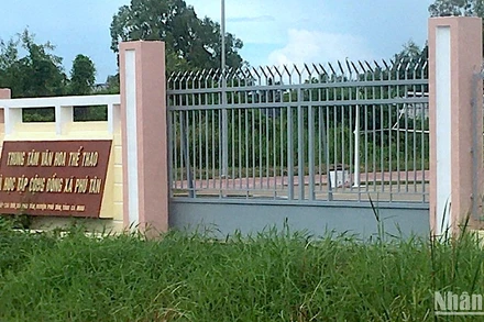 Công trình Trung tâm văn hóa thể thao xã Phú Tân được đề cập trong clip ghi âm. 