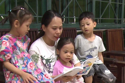 Học tập suốt đời là một hành trình, hành trình đó bắt đầu từ những trang sách trong gia đình. 