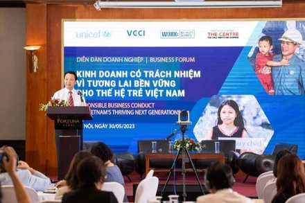 Toàn cảnh Diễn đàn Quyền trẻ em và doanh nghiệp.