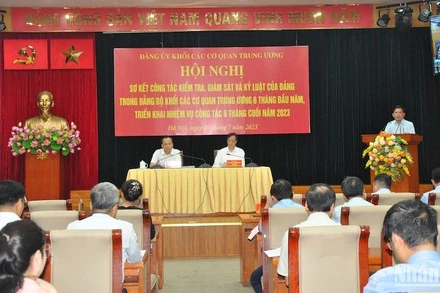 Các đại biểu tham dự Hội nghị.