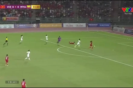 Bàn thắng mở tỷ số của Huỳnh Như. (Nguồn: VTV)