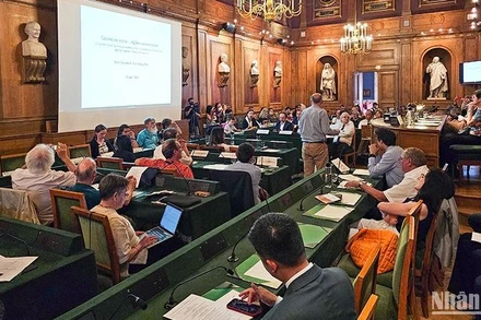 Toàn cảnh lễ vinh danh các nghiên cứu khoa học hợp tác giữa Pháp và các quốc gia. (Ảnh: MINH DUY)