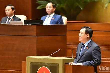 Chủ tịch Quốc hội Vương Đình Huệ phát biểu kết thúc phiên chất vấn và trả lời chất vấn, ngày 8/6/2023.