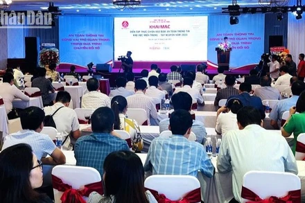 Quang cảnh lễ khai mạc diễn tập thực chiến bảo đảm an toàn thông tin khu vực miền Trung-Tây Nguyên năm 2023.