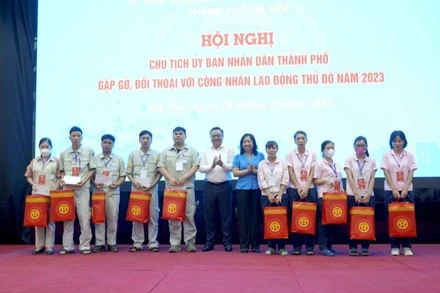 Hà Nội thiết thực hỗ trợ người lao động trong Tháng Công nhân