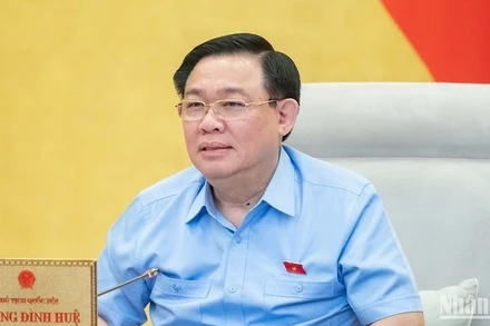 Chủ tịch Quốc hội Vương Đình Huệ điều hành phiên thảo luận chiều 14/6. (Ảnh: DUY LINH)