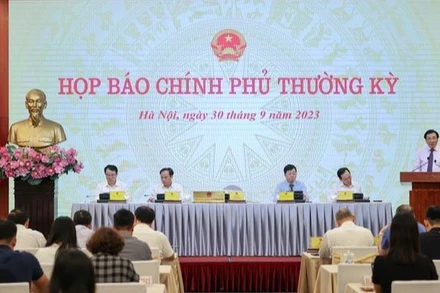 Họp báo Chính phủ thường kỳ tháng 9. (Ảnh: Nhật Bắc)