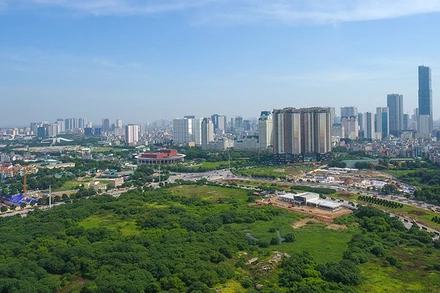 Luật Đất đai năm 2024 với nhiều nội dung mới, tạo hành lang pháp lý đồng bộ, chặt chẽ, khả thi cho việc khai thác, sử dụng hợp lý, tiết kiệm, hiệu quả tài nguyên đất. Trong ảnh: Một góc thành phố Hà Nội. (Ảnh DUY LINH)