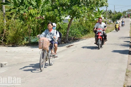 Học sinh xã ATK Vĩnh Phong, huyện Vĩnh Thuận, tỉnh Kiên Giang. (Ảnh: QUỐC TRINH)