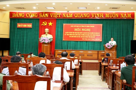 Quang cảnh hội nghị.