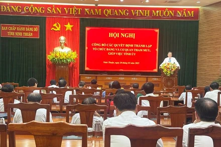 Quang cảnh hội nghị. (Ảnh: NGUYỄN TRUNG)