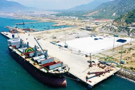 Một góc Cảng quốc tế Trung Nam Cà Ná, huyện Thuận Nam tỉnh Ninh Thuận. (Ảnh: NGUYỄN TRUNG)