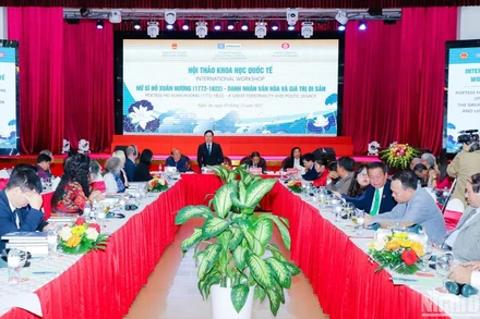 Toàn cảnh Hội thảo khoa học quốc tế: Nữ sĩ Hồ Xuân Hương (1772-1822) - Danh nhân văn hoá và giá trị di sản.