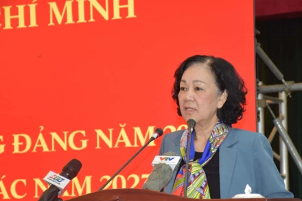 Đồng chí Trương Thị Mai, Ủy viên Bộ Chính trị, Bí thư Trung ương Đảng, Trưởng Ban Tổ chức Trung ương phát biểu chỉ đạo.