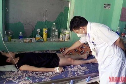 Bệnh nhân điều trị sốt xuất huyết tại Bệnh viện đa khoa tỉnh Tuyên Quang.