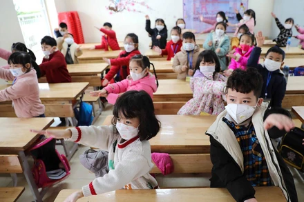 Các bé học sinh lớp 1 Trường tiểu học Trung Thành, huyện Gia Lâm. (Ảnh: Thành Đạt)