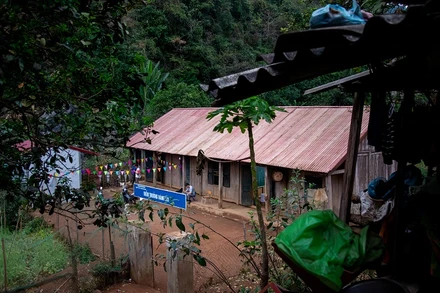 [Video] Gây quỹ xây dựng điểm trường Háng Lìa