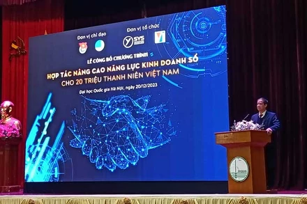 Bộ trưởng Giáo dục và Đào tạo Nguyễn Kim Sơn phát biểu tại buổi lễ.