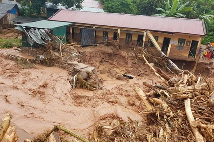 Độ ẩm đất gần bão hòa, nguy cơ cao lũ quét, sạt lở ở vùng núi Bắc Bộ