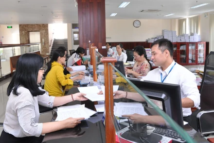 Thu ngân sách nhà nước 4 tháng đầu năm đạt 645,4 nghìn tỷ đồng 