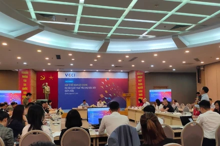 Hội thảo góp ý đề nghị xây dựng dự án Luật Thuế tiêu thụ đặc biệt (sửa đổi) do VCCI tổ chức.