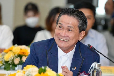 Ông Đặng Văn Thành – Chủ tịch Tập đoàn Thành Thành Công, đại diện TTC AgriS phát biểu tại Tọa đàm, xây dựng ý kiến phát triển kinh tế tuần hoàn cho nông nghiệp Việt Nam trên nền tảng phát triển bền vững. Ảnh: ĐỘC LẬP