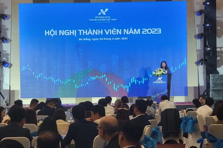 Đề nghị các công ty chứng khoán tăng chất lượng hoạt động và cung cấp dịch vụ