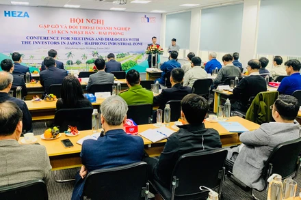 Quang cảnh cuộc đối thoại với các doanh nghiệp trong Khu công nghiệp Nhật Bản-Hải Phòng.