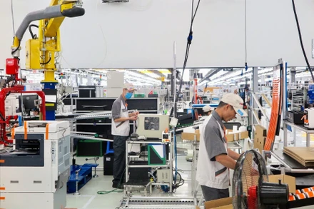 Sản xuất của doanh nghiệp FDI trong Khu công nghiệp VSIP Hải Phòng.