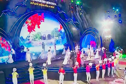 Khai mạc Liên hoan du lịch "Đồ Sơn-Điểm đến 4 mùa".