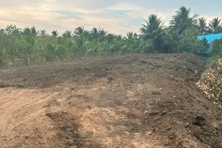 Một điểm san lấp mặt bằng tại thị xã Cai Lậy (Tiền Giang) chưa bảo đảm về môi trường.