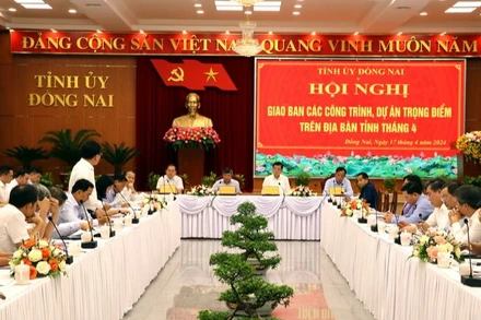 Quang cảnh hội nghị.