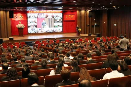 Toàn cảnh Hội nghị.