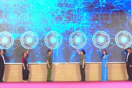 Nghi thức phát động cuộc thi.