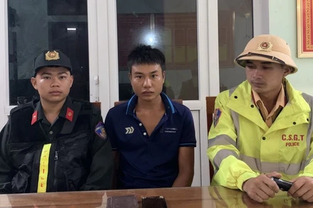 Đối tượng Cao Bá Khoa bị lực lượng chức năng bắt giữ.