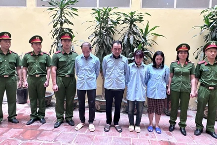 Khởi tố 4 cán bộ phường Hoàng Liệt, quận Hoàng Mai.