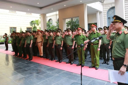 Lễ dâng hương tưởng niệm.