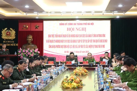 Toàn cảnh hội nghị.