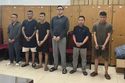 Nhóm đối tượng có liên quan vụ việc tại cơ quan công an.