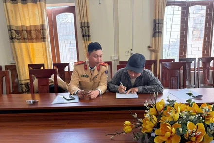 Lái xe Phan Anh Đ. tại cơ quan Công an.