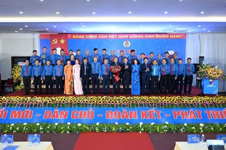 Ra mắt Ban Chấp hành Công đoàn Điện lực Việt Nam khóa VI (2023-2028).
