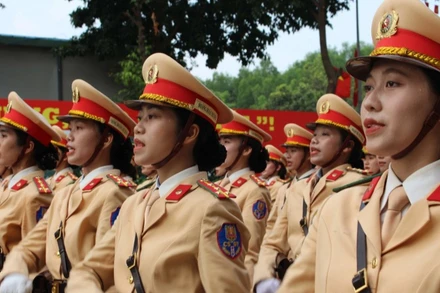 Gần 3.000 chiến sĩ Công an hợp luyện diễu binh chào mừng đại lễ 30/4. (Ảnh minh họa)