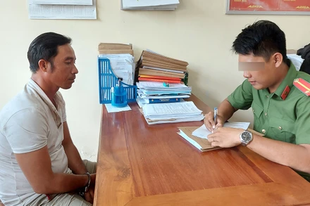  Đối tượng Phan Tấn Đạt tại cơ quan Công an.