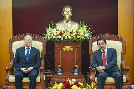 Trưởng Ban Nội chính Trung ương Phan Đình Trạc phát biểu tại buổi tiếp Phó Tổng thư ký Ủy ban Chính pháp Trung ương Đảng Cộng sản Trung Quốc Dương Xuân Lôi. (Ảnh: DUY LINH)