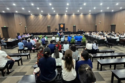 Toàn cảnh phiên tòa